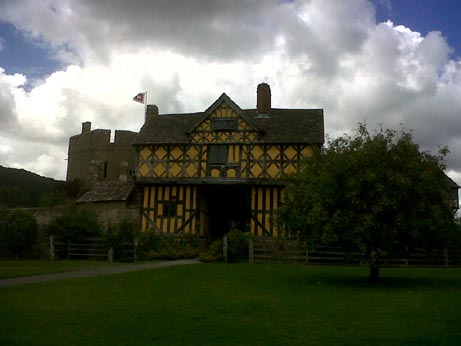 Stokesay Castle house