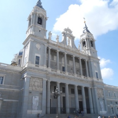 Madrid cathedral exterior 3